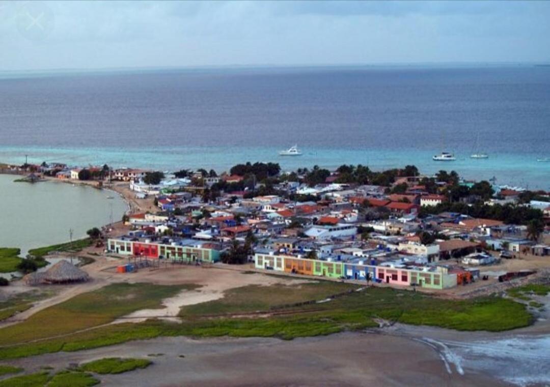Posada Galapagos Los Roques Bagian luar foto